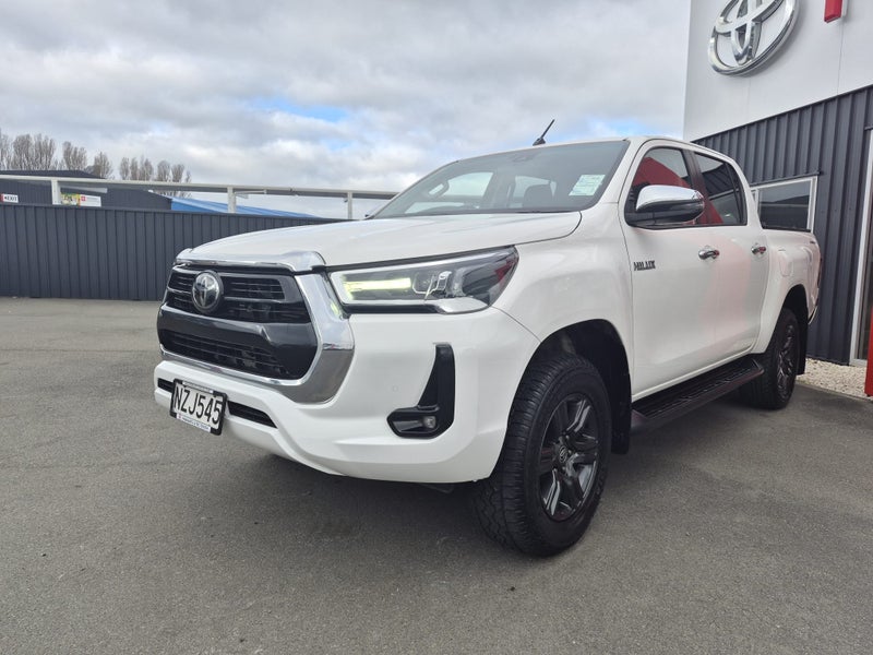 2022 Toyota Hilux SR5 2.8DT Automatic 2WD Doubl... image 3