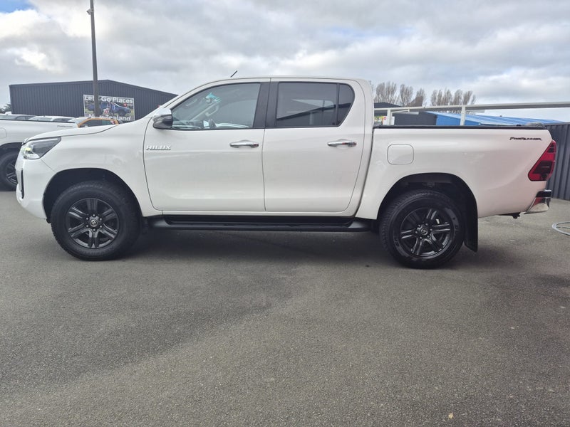 2022 Toyota Hilux SR5 2.8DT Automatic 2WD Doubl... image 5