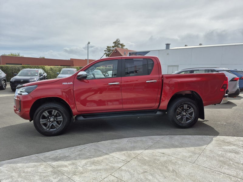 2022 Toyota Hilux SR5 2.8DT Automatic 4WD Doubl... image 5