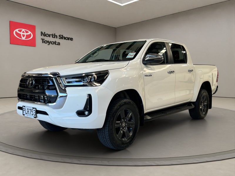2022 Toyota Hilux SR5 2.8L Diesel Turbo 2WD Ute image 3