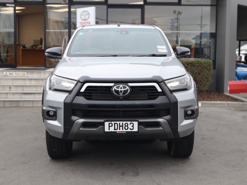 2022 Toyota Hilux SR5 CRUISER 2.8 4WD AUTO LEATHER image 2