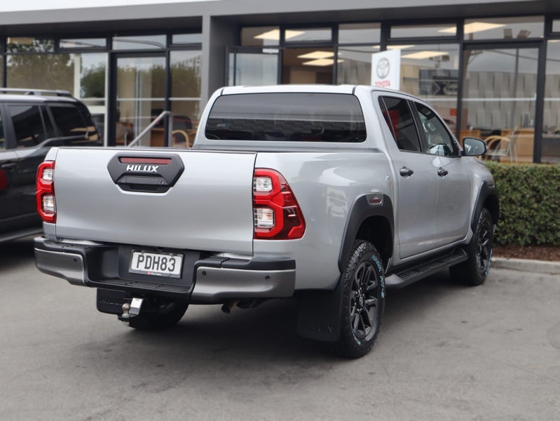 2022 Toyota Hilux SR5 CRUISER 2.8 4WD AUTO LEATHER image 5