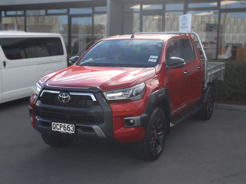2022 Toyota Hilux SR5 CRUISER 2.8 4WD FLAT DECK image 3