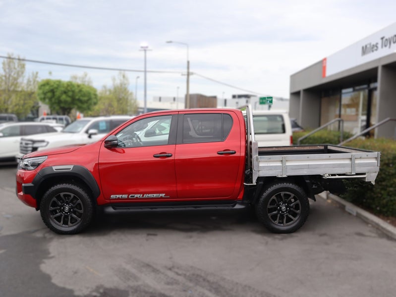2022 Toyota Hilux SR5 CRUISER 2.8 4WD FLAT DECK image 4