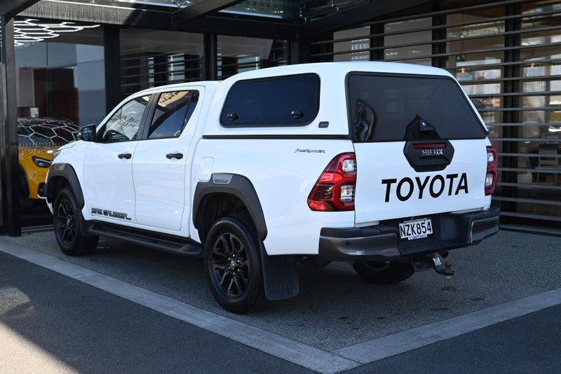 2022 Toyota Hilux SR5 Cruiser 2.8 Turbo Diesel... image 2