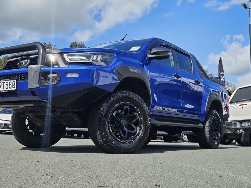 2022 Toyota Hilux SR5 CRUISER 2.8DT 4WD image 2