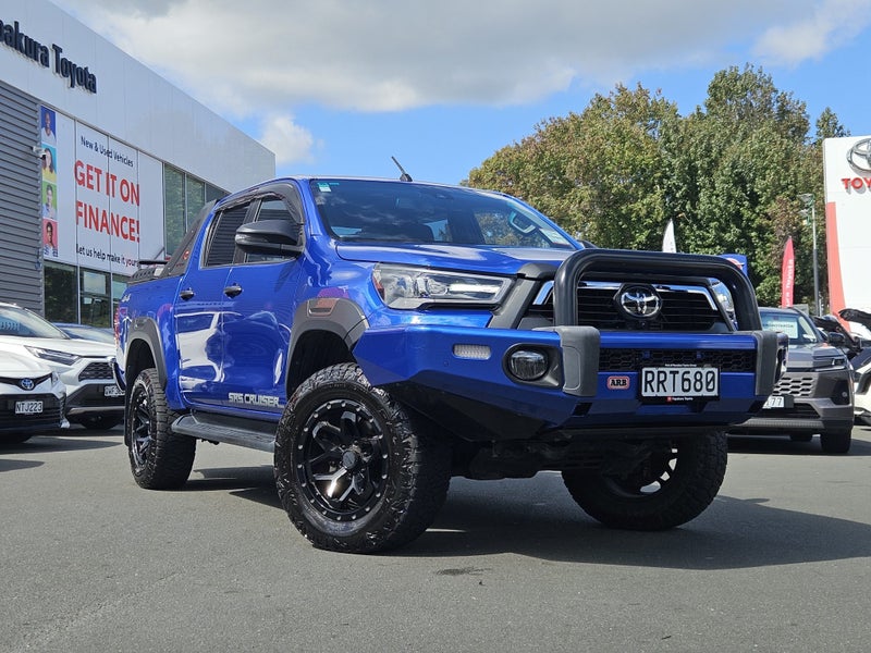 2022 Toyota Hilux SR5 CRUISER 2.8DT 4WD image 5