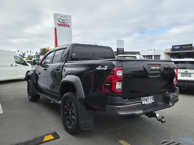 2022 Toyota Hilux SR5 Cruiser 2.8DT 4WD Auto image 5