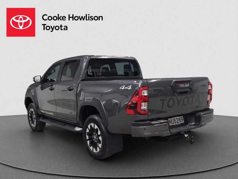 2022 Toyota Hilux SR5 Cruiser 2.8DT image 5