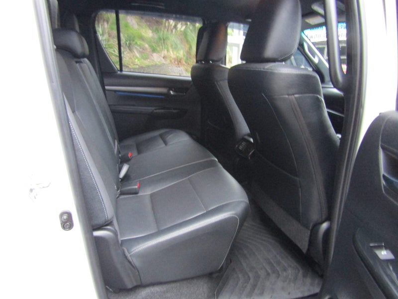 2022 Toyota Hilux SR5 CRUISER 2.8DT 6AT 2WD image 5