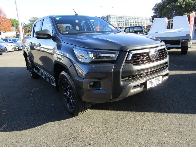 2022 Toyota Hilux SR5 CRUISER 2.8DT 6AT 2WD image 3