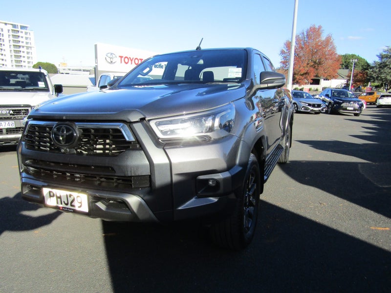 2022 Toyota Hilux SR5 CRUISER 2.8DT 6AT 2WD image 4