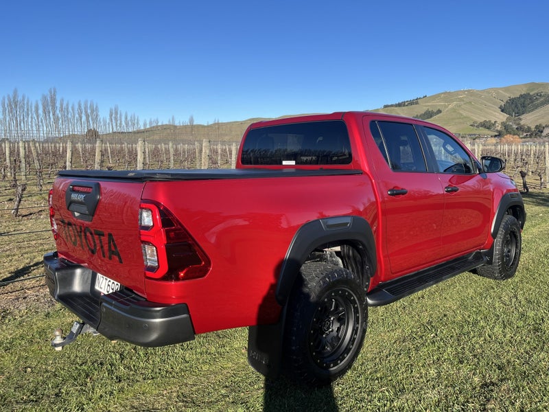 2022 Toyota Hilux SR5 CRUISER 2.8DT 6AT 2WD DCW... image 3