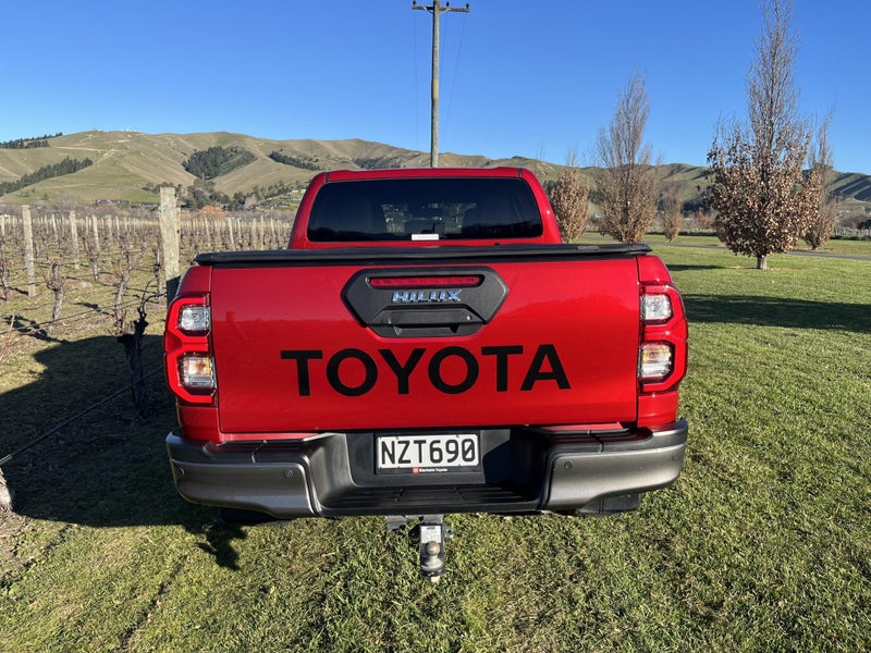 2022 Toyota Hilux SR5 CRUISER 2.8DT 6AT 2WD DCW... image 4