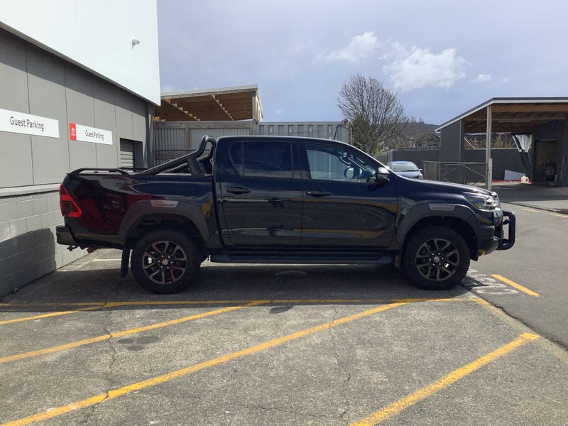 2022 Toyota Hilux SR5 CRUISER 2.8DT 6AT 4WD DCW image 3