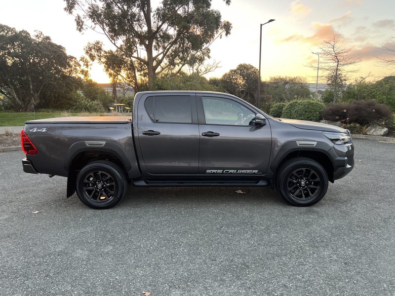 2022 Toyota Hilux SR5 CRUISER 2.8DT 6AT 4WD DCW... image 3