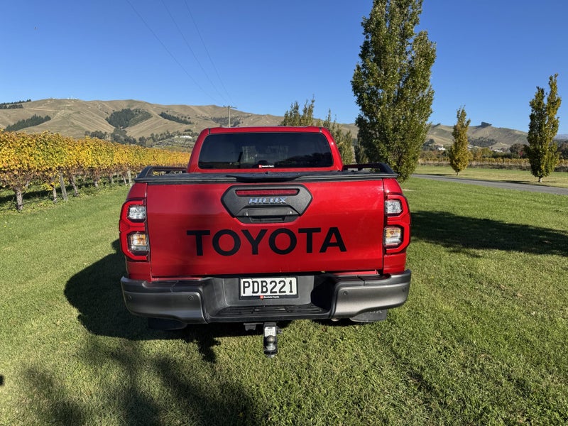 2022 Toyota Hilux SR5 CRUISER 2.8DT 6AT 4WD DCW... image 5