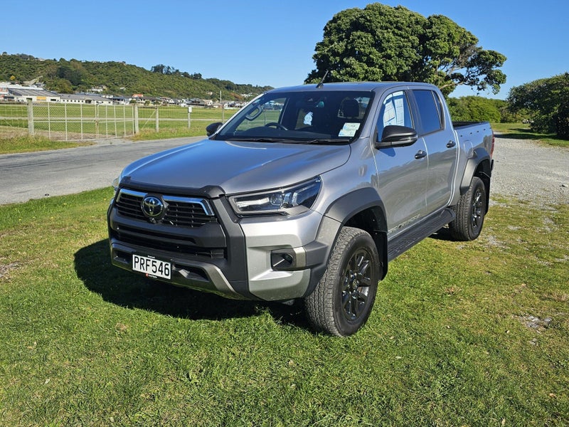 2022 Toyota Hilux SR5 Cruiser 2.8DT 6AT 4WD DCW... image 4