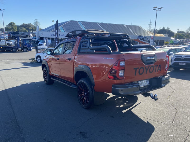 2022 Toyota Hilux SR5 Cruiser 2WD image 5