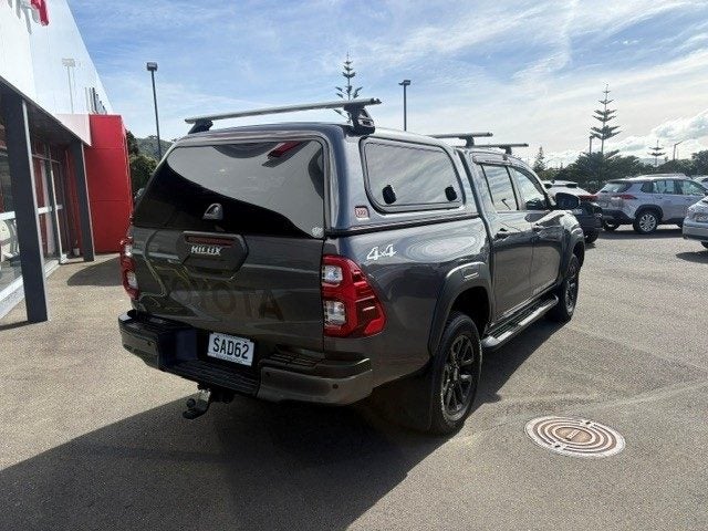2022 Toyota Hilux SR5 Cruiser 4WD image 2