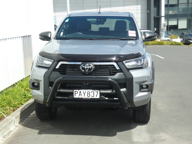 2022 Toyota Hilux SR5 Cruiser 4WD image 5