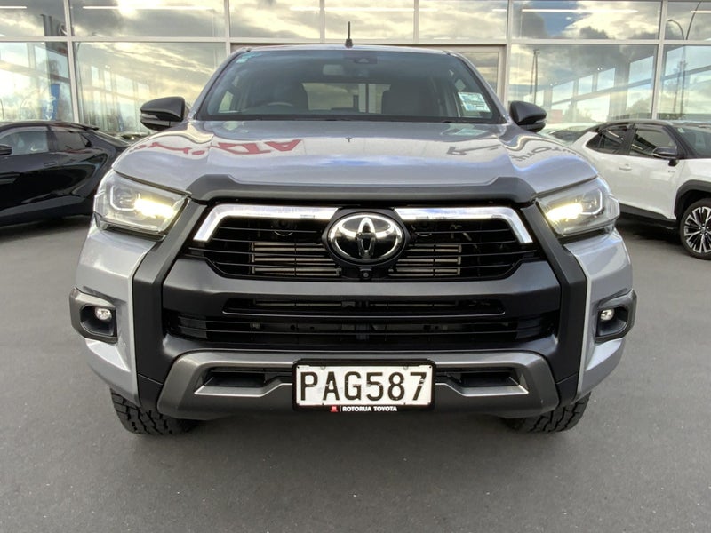 2022 Toyota Hilux SR5 Cruiser - NZ new & Certif... image 3