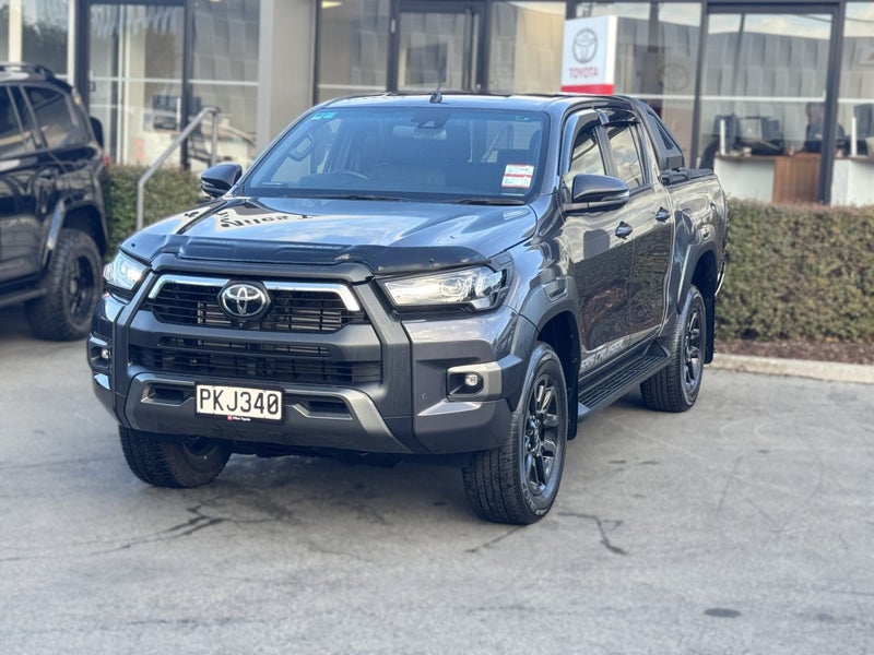 2022 Toyota Hilux SR5 CRUISER Prerunner, 2WD image 3