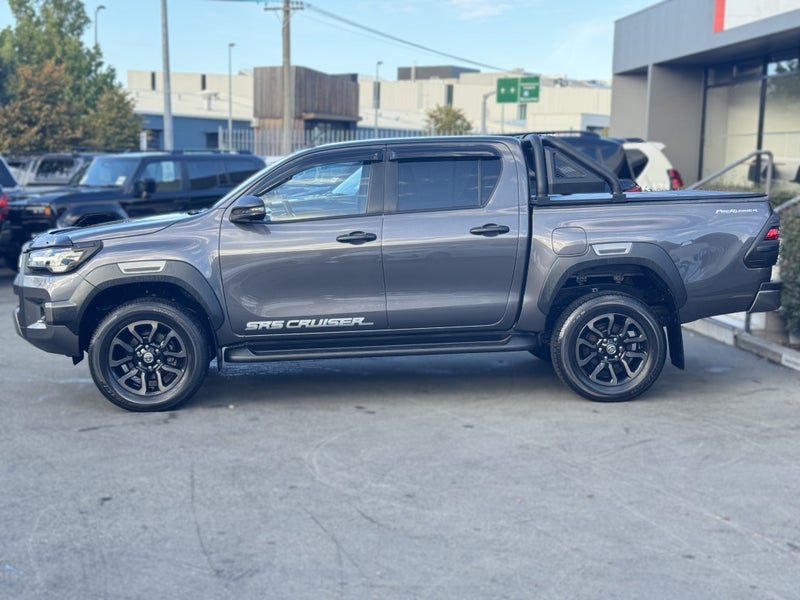 2022 Toyota Hilux SR5 CRUISER Prerunner, 2WD image 4