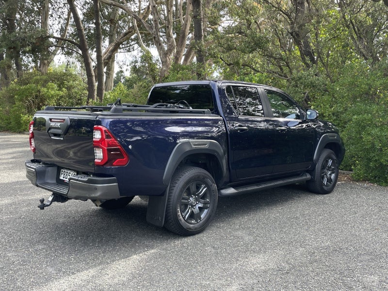 2022 Toyota Hilux SR5 Cruiser PreRunner image 4
