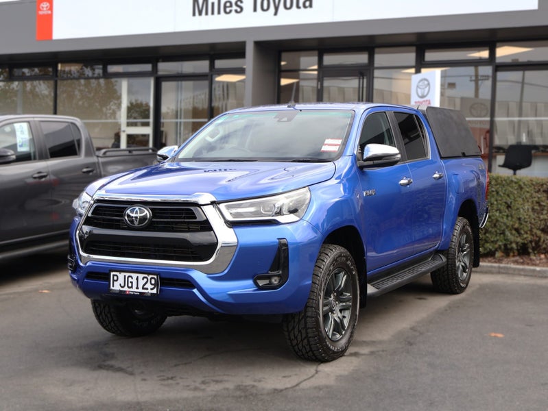 2022 Toyota Hilux SR5 DIESEL TURBO 4WD/4X4, Aut... image 3