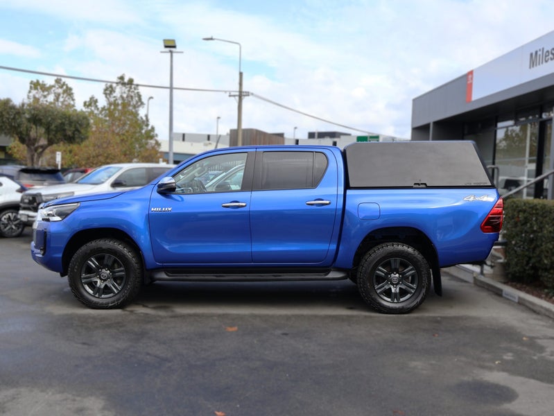 2022 Toyota Hilux SR5 DIESEL TURBO 4WD/4X4, Aut... image 4