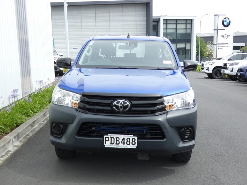 2022 Toyota Hilux WorkMate image 4