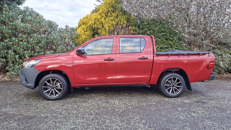 2022 Toyota Hilux WorkMate 2.7P 6AT 2WD image 4