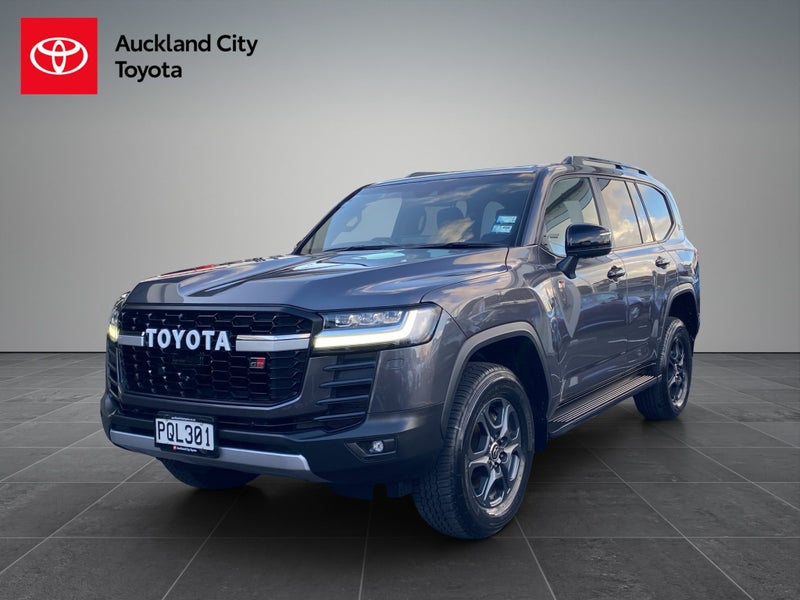 2022 Toyota Land Cruiser 300 GR Sport 3.3DT 10A... image 3
