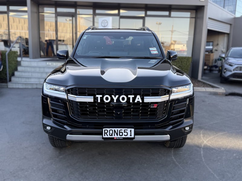 2022 Toyota Land Cruiser 300 GR Sport 3.3L Twin... image 2