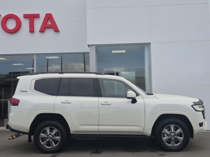 2022 Toyota Land Cruiser 300 VX 3.3DT 4WD 10A image 2