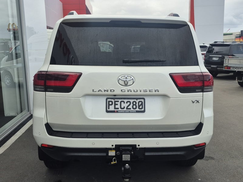 2022 Toyota Land Cruiser 300 VX 3.3DT 4WD 10A image 4