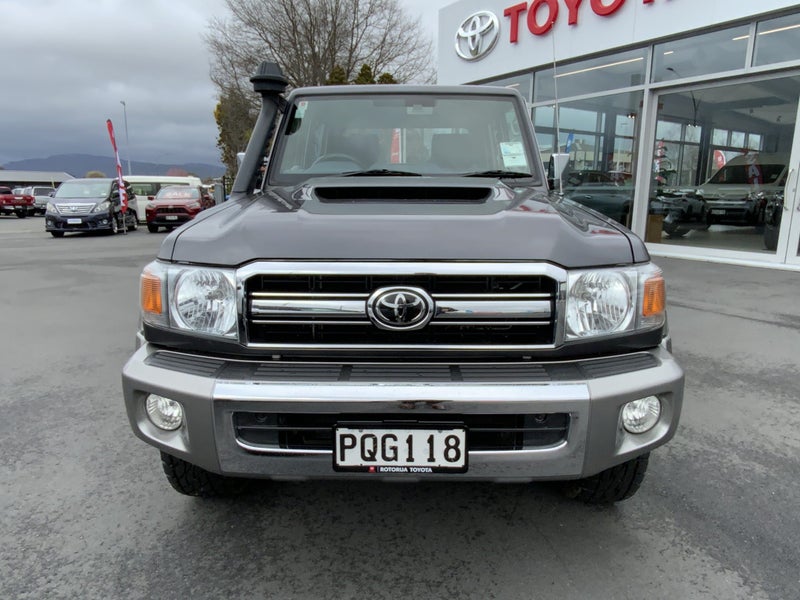 2022 Toyota Land Cruiser 70 Series Doublecab V8... image 3