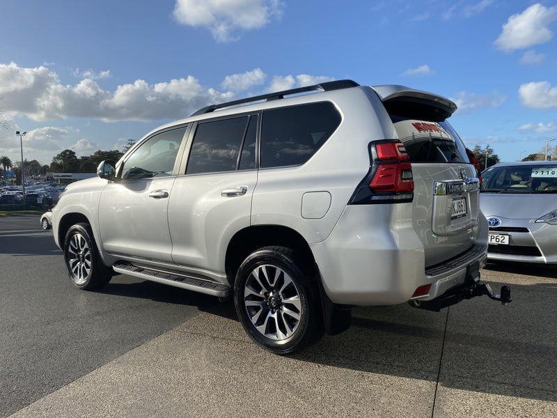 2022 Toyota Land Cruiser Prado Landcruiser Prad... image 5