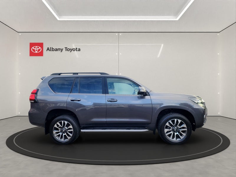 2022 Toyota Land Cruiser Prado PRADOVX 2.8DT/4W... image 2
