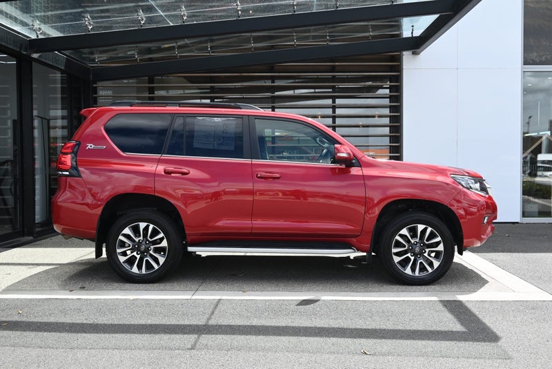2022 Toyota Land Cruiser Prado VX 2.8 Turbo Die... image 5