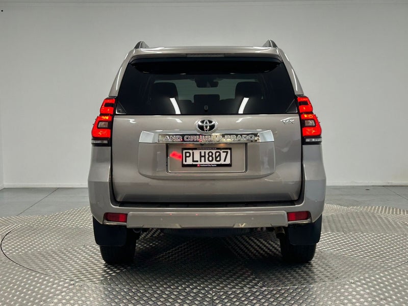 2022 Toyota Land Cruiser Prado VX 2.8D 4WD image 4