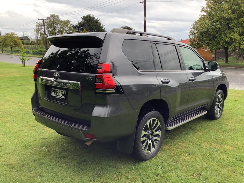 2022 Toyota Land Cruiser Prado VX 2.8D 4WD 7-Se... image 5