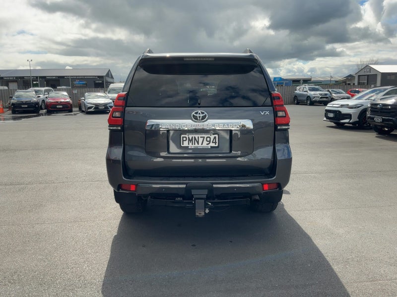 2022 Toyota Land Cruiser Prado VX 2.8D 6AT 4WD... image 4