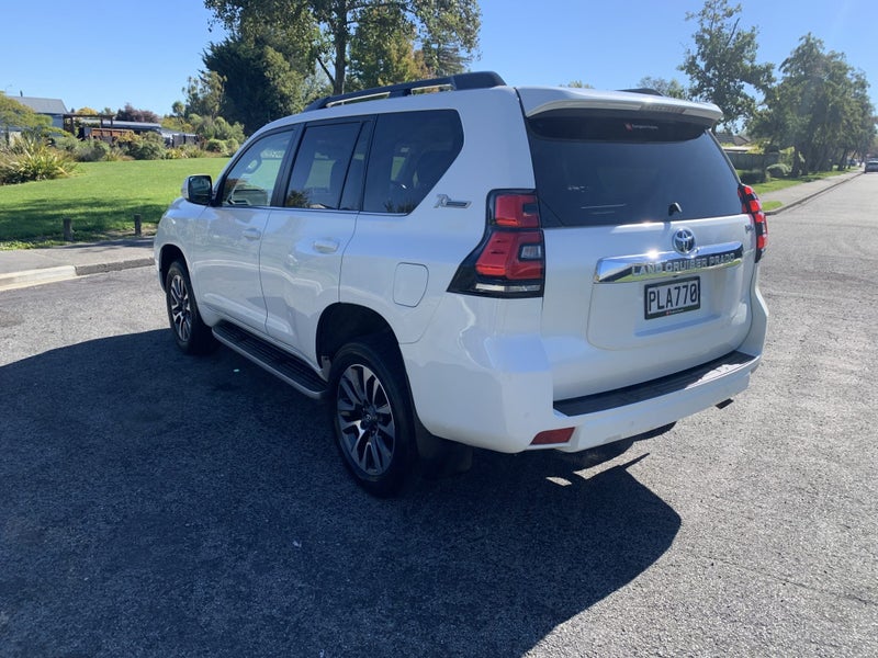 2022 Toyota Land Cruiser Prado VX 2.8D 6AT 4WD... image 2