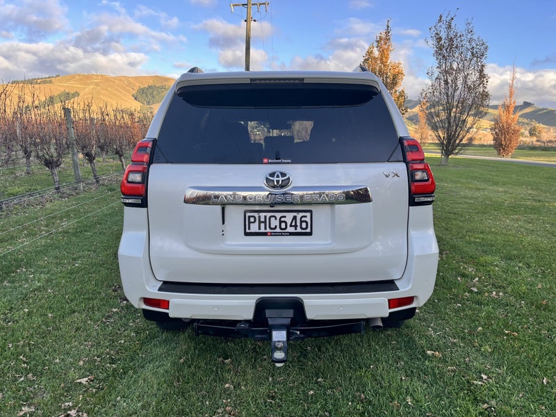 2022 Toyota Land Cruiser Prado VX 2.8D 6AT 4WD... image 5