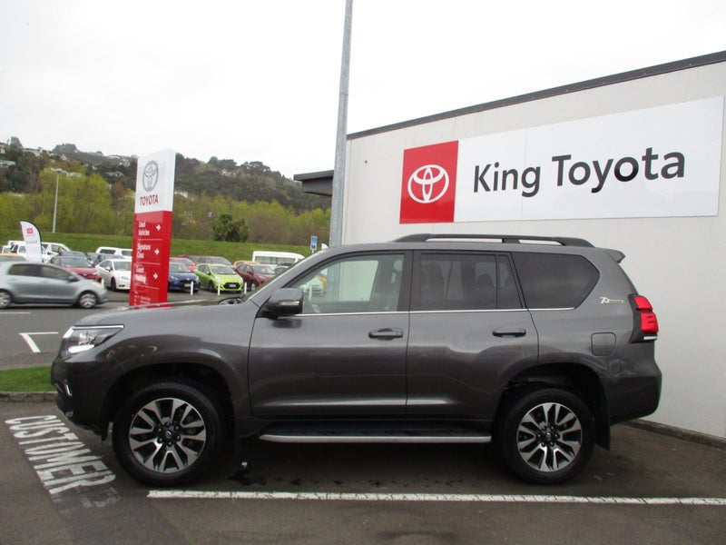 2022 Toyota Land Cruiser Prado VX 2.8D 6AT 4WD... image 2