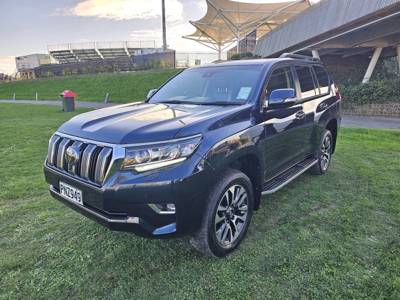 2022 Toyota Land Cruiser Prado VX 2.8D Automati... image 1