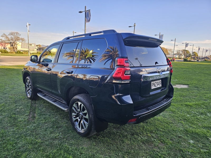 2022 Toyota Land Cruiser Prado VX 2.8D Automati... image 5