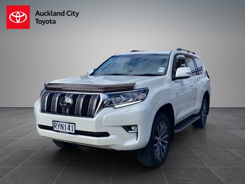2022 Toyota Land Cruiser Prado VX Limited 2.8D... image 3